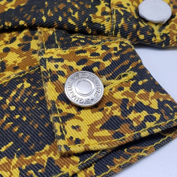 Denim Snakeskin Cropped Jacket - Picture 6 of 10